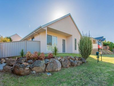 93 YARRALUMLA DR, Wodonga