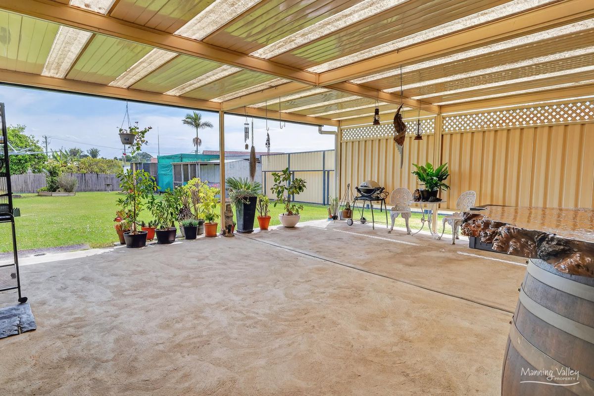 5 Mitchell Close, Coopernook
