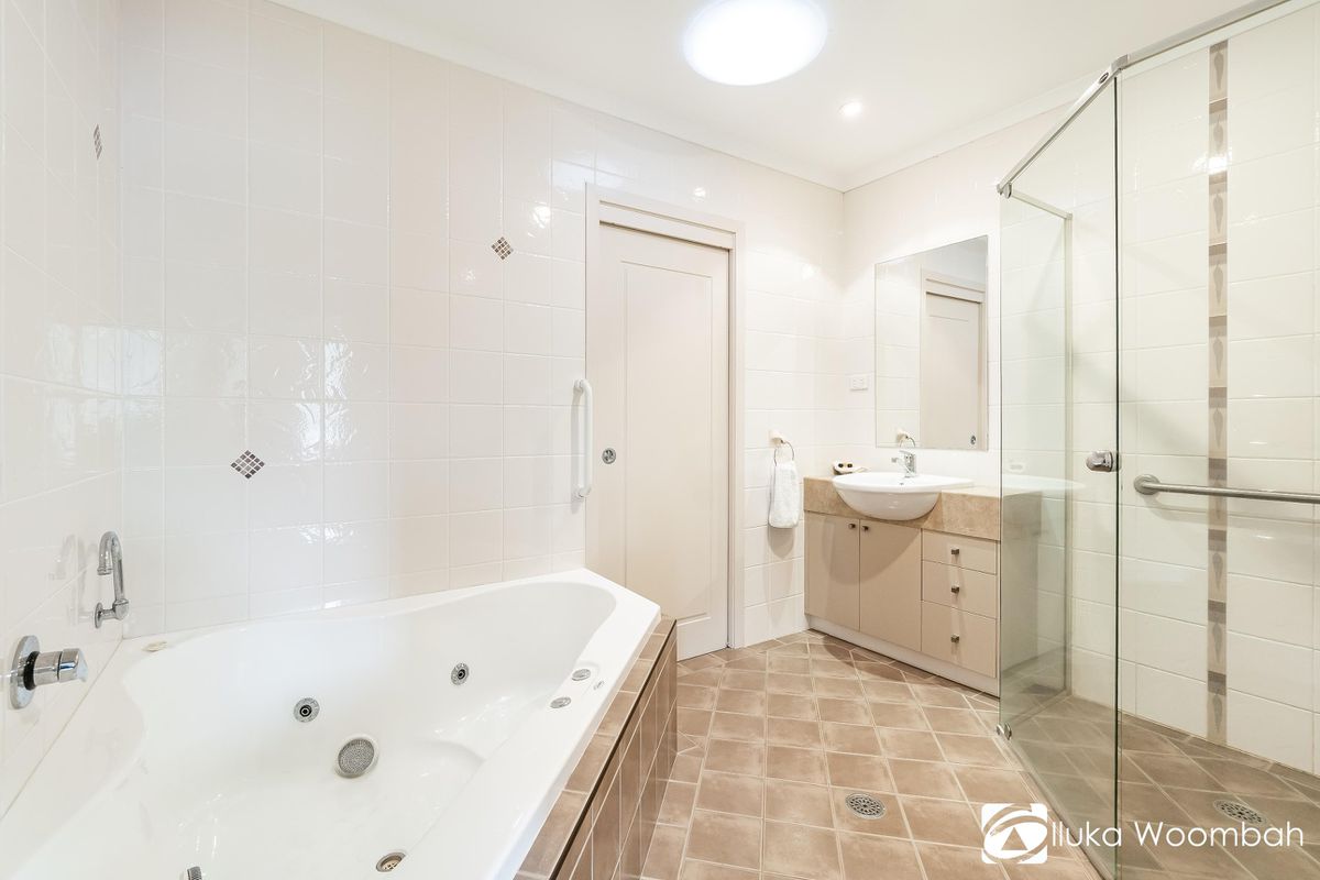 2 / 38 Marandowie Drive, Iluka