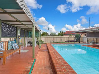 2 De Lore Crescent, Tuncurry
