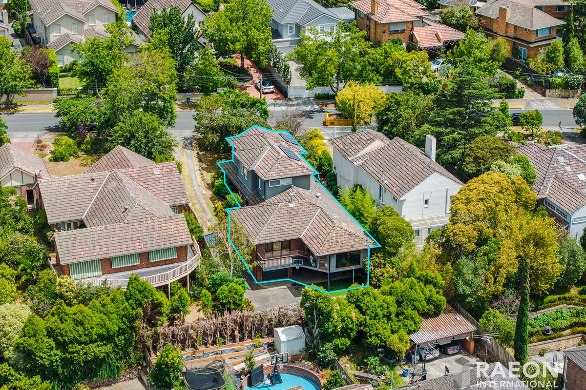 77 Mountain View Road, Balwyn North