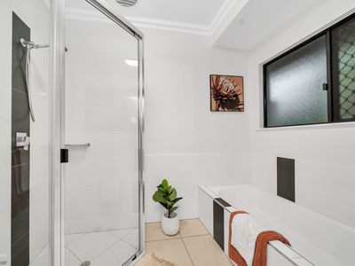 16 Leighton Crescent, Gordonvale