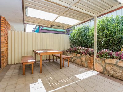 2/136-140 Gildercliffe Street, Scarborough