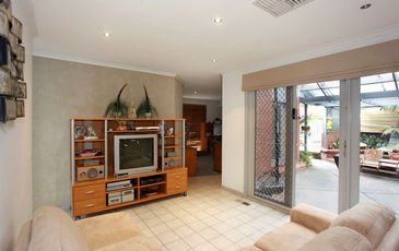 9 Citrinus Court, Narre Warren