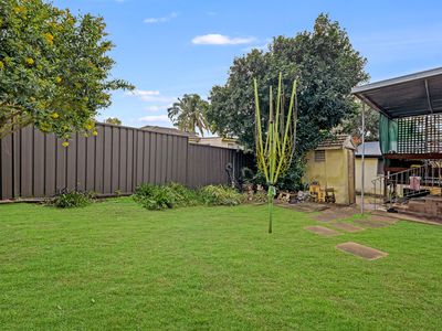 6 Croker Place, Guildford