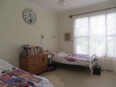 28 Alvan Parade, Mount Ousley
