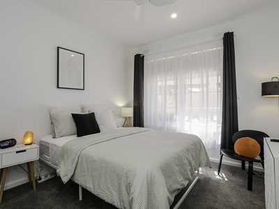 2 / 70 Augusta Street, Glenelg East