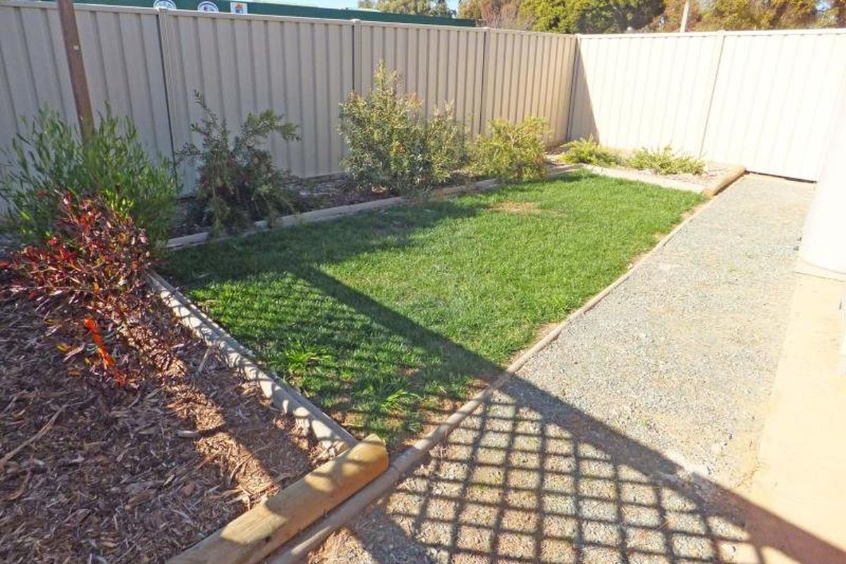 4 / 20 Lake Road, Kyabram