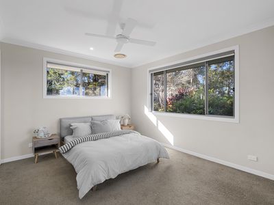 9 Apple Gum Place, Palmview