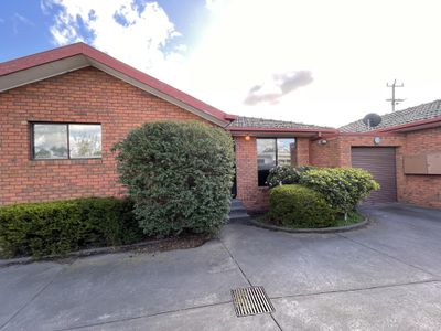 2 / 63 Rhodes Parade, Oak Park