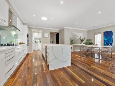48 Limeburner Grove, Botanic Ridge