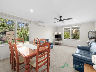 61 Freeburgh Avenue, Mount Beauty