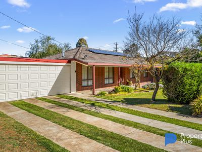 25 Deakin Drive, Flora Hill