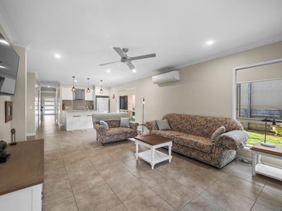12 Wheeldon Court, Cooroy