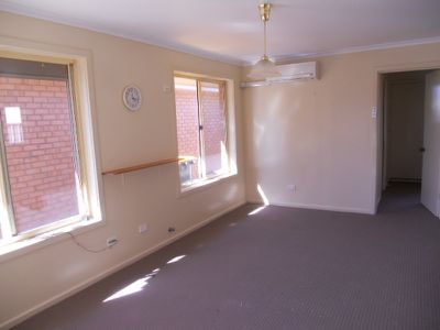 2 / 12 Jeffries Street, Port Macdonnell