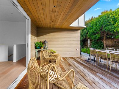 37A Parr Terrace, Castor Bay