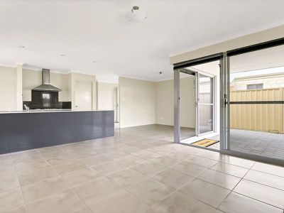 11 Barbon Lane , Baldivis