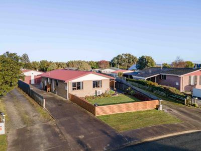 92 Dunbeath Crescent, Kew