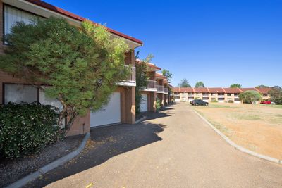 17 / 199 Johnston Street, Tamworth