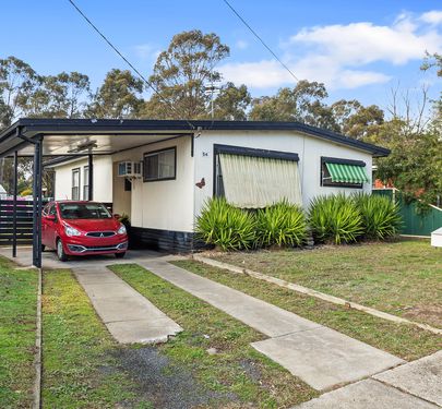 54 Martindale Crescent, Seymour