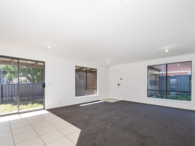 25 Stirling Drive, Derrimut