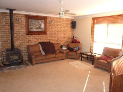 37 Tallowood Close, Failford