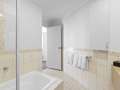 1002 / 12 Victoria Avenue, Perth