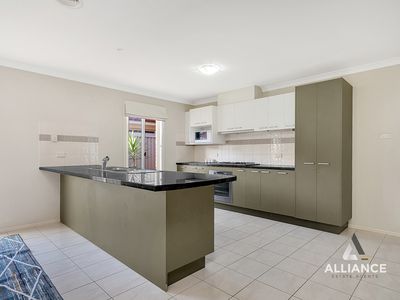 11 Mittagong Rise, Craigieburn