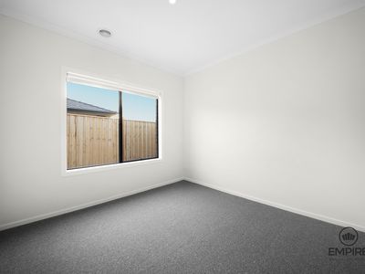 164 Villa Doria Drive, Clyde North