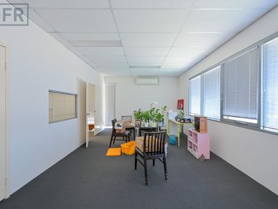 1 / 5 Baling Street, Cockburn Central