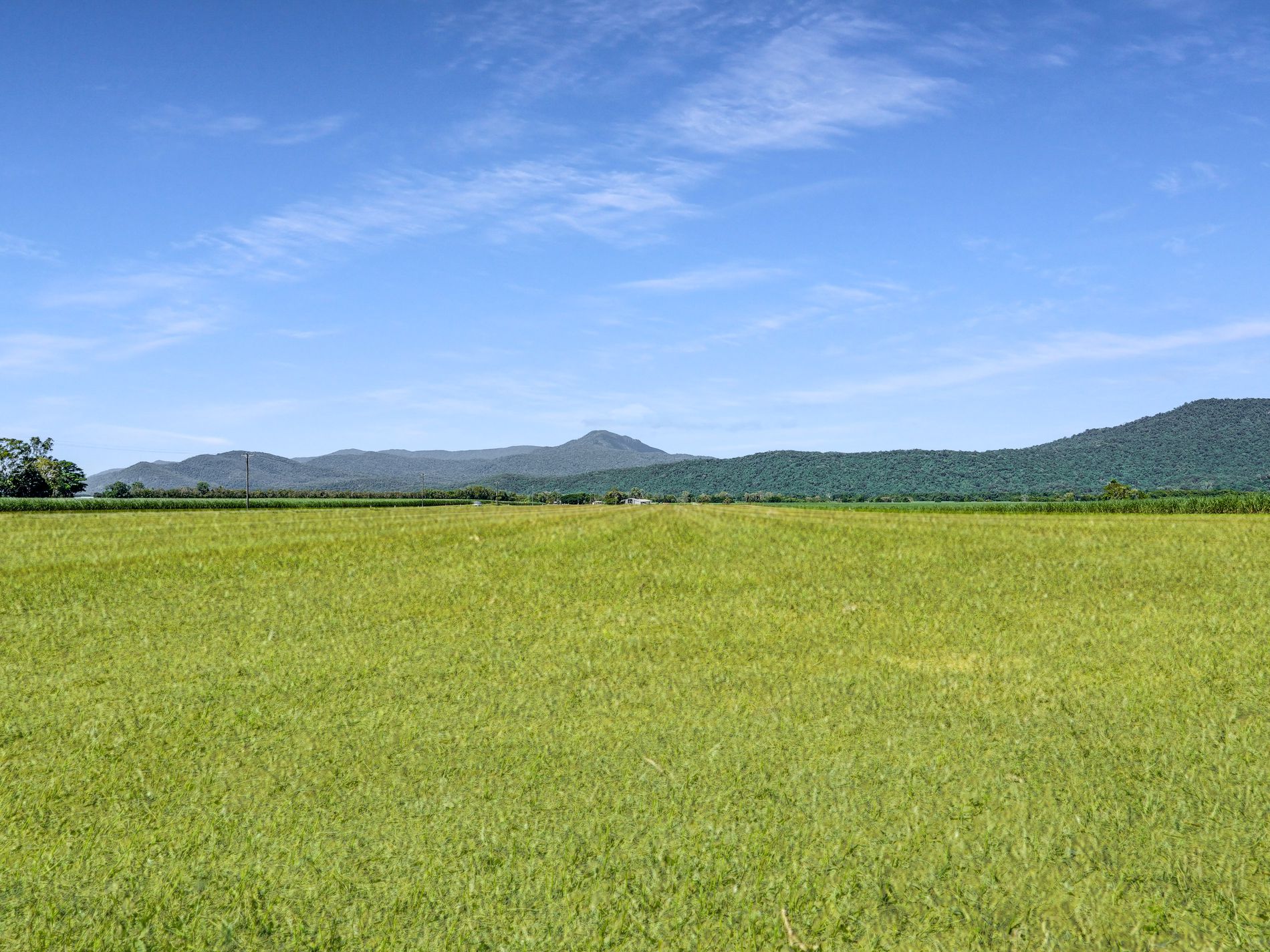 22 Pine Creek - Yarrabah Road, Green Hill