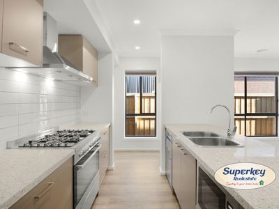 37 Louvre Road, Bonnie Brook