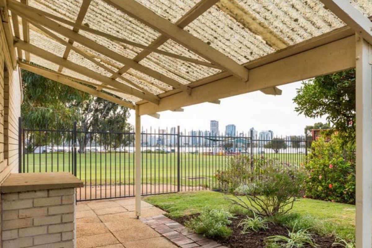 1 / 41 Hurlingham Road, South Perth