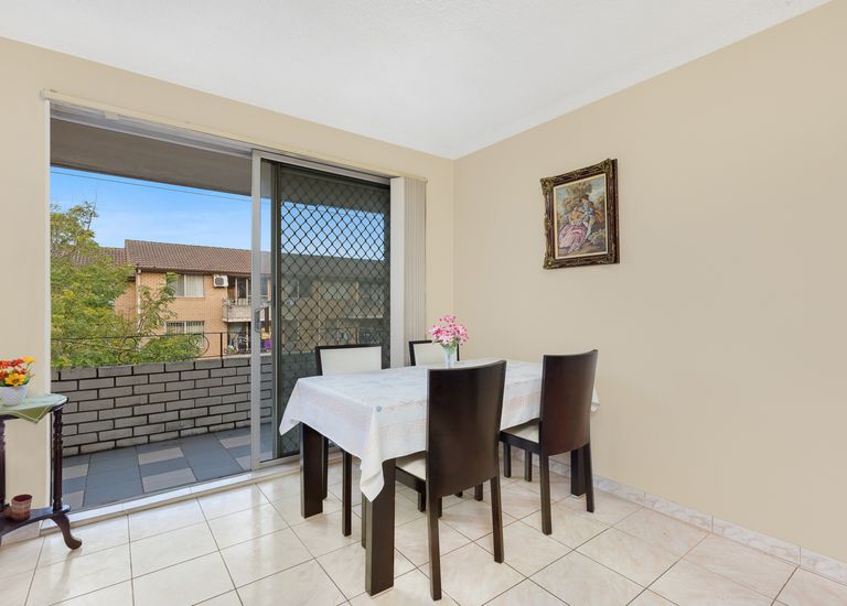 36 / 120 Cabramatta Rd, Cabramatta