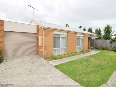 8A Calder Street, Manifold Heights