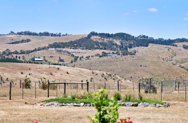 8 The Dress Circle, Oaklands Junction