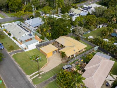 6 McNab Avenue, Tewantin