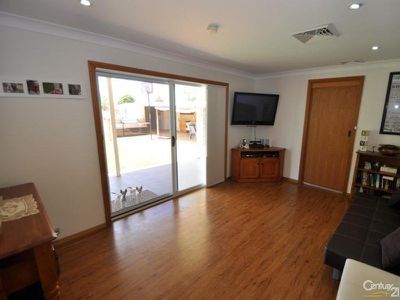 16 Mackay Drive, Dubbo