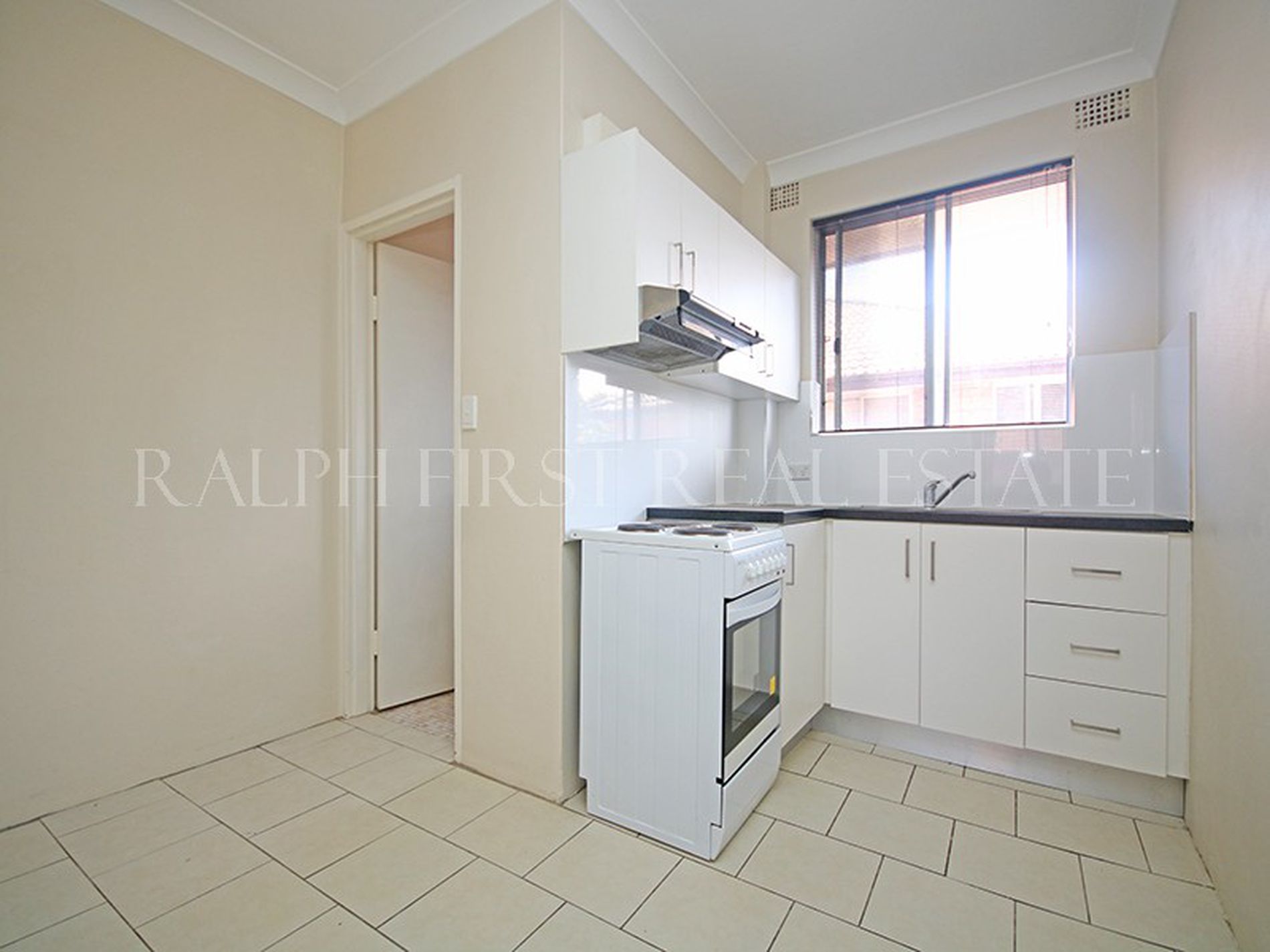 4 / 8 Lucerne Street, Belmore