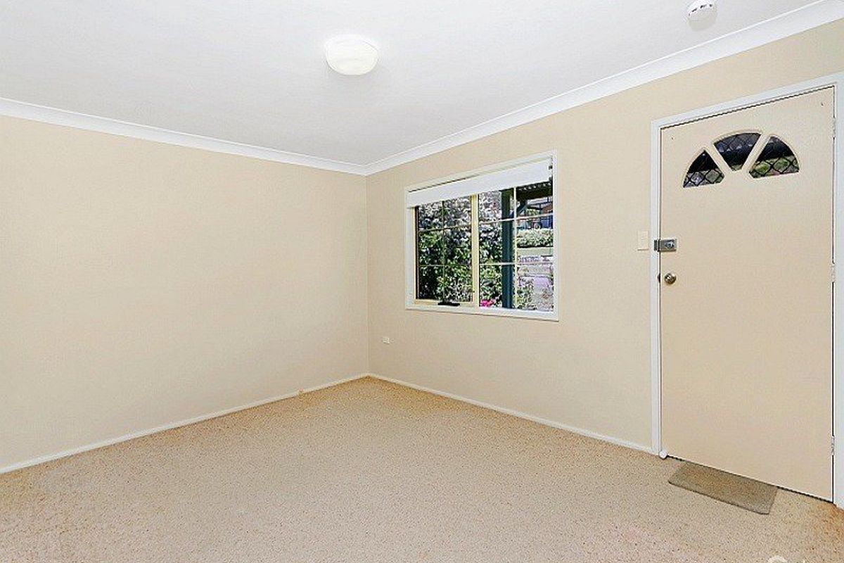 2 / 80 Lowanna Avenue, Forresters Beach