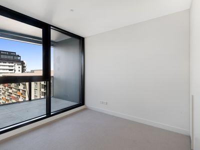 1004 / 665 Chapel Street , South Yarra