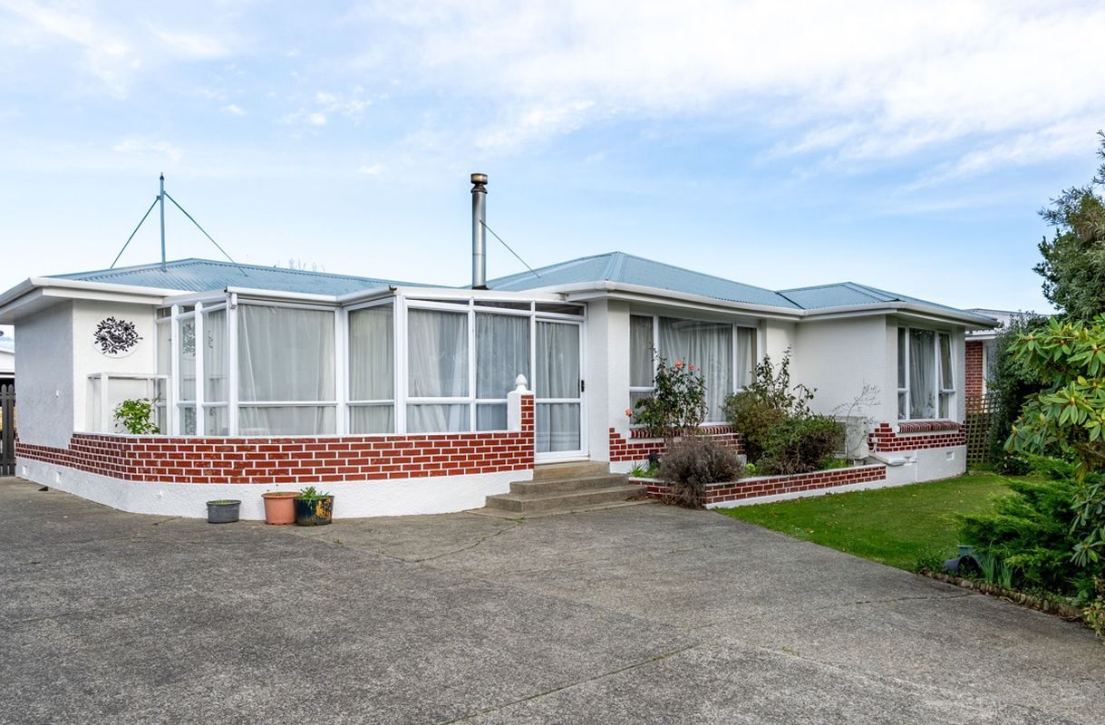 161 Dome Street, Newfield