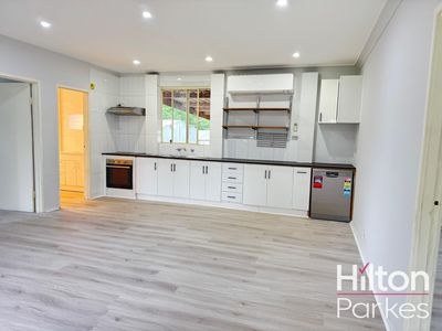 2/738 Richmond Road, Berkshire Park