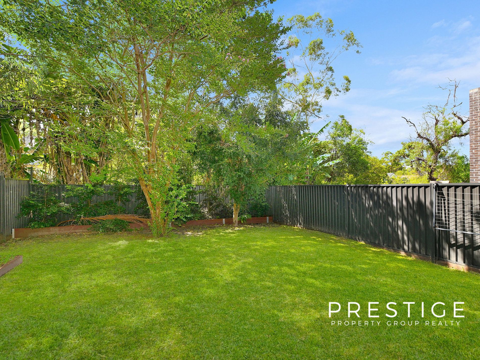 111 Gungah Bay Road, Oatley