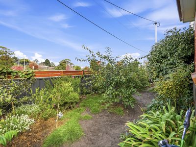 1 / 103 Macquarie Street, George Town