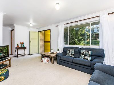 10 Wirree Drive, Ocean Shores