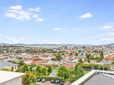 L107 / 431 Elizabeth Street, North Hobart