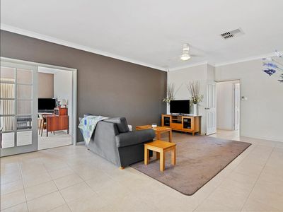 39 Moojebing Street, Bayswater