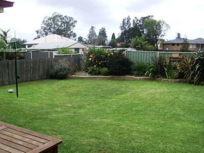 11 Mountbatten St, Corrimal
