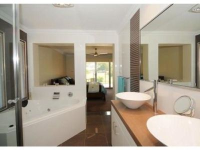 2 / 13 Cypress Street, Torquay